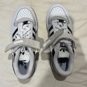 Never worn Adidas sneakers